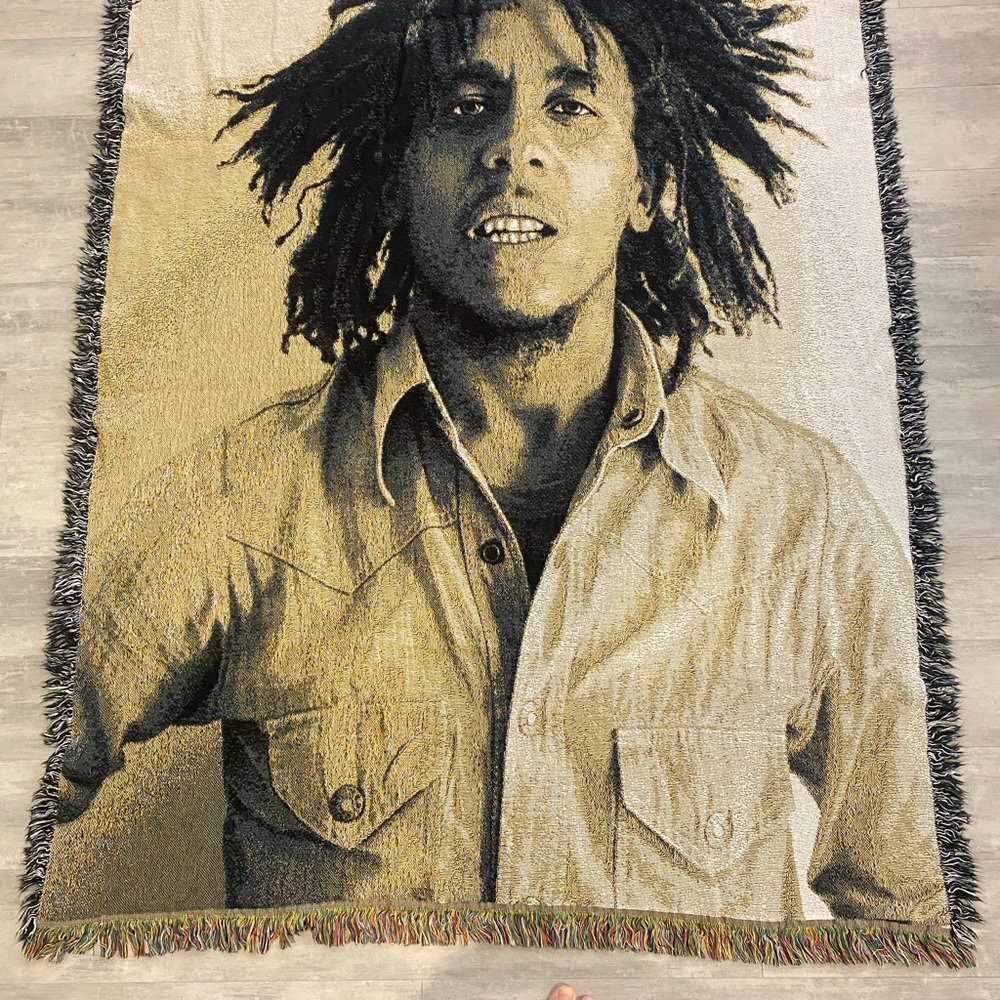 Rug Barn Bob Marley 50" Wide X 70" Long with fringes.